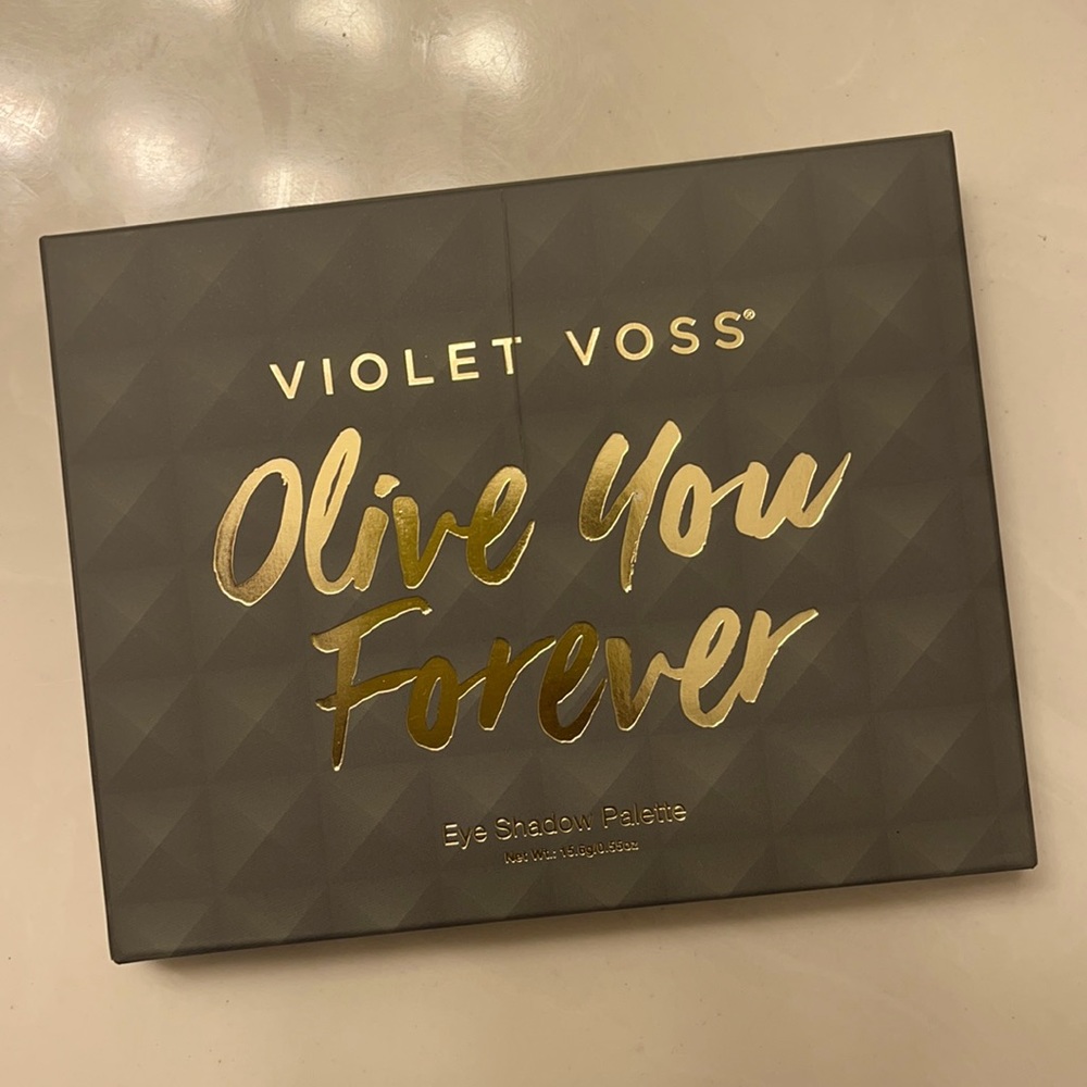 Violet Voss Olive You Forever eyeshadow palette